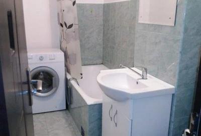 Garsonieră decomandată în Girocului