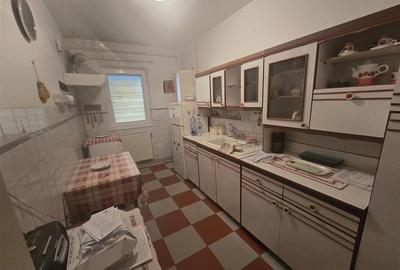 Apartament cu 3 camere decomandat în Central - 3