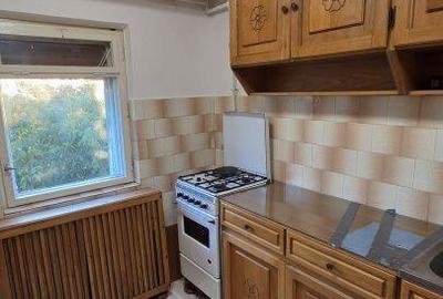 Apartament cu 3 camere în Micro 16 - 1