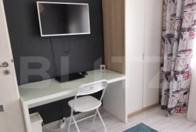 Proprietate Exclusivista: 2 Case, Piscina ?i Teren de Ten - 16