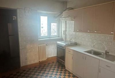 Apartament cu 3 camere decomandat în 1 Mai - 16
