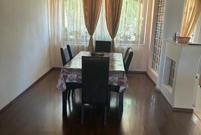 Vand casa zona Micro 17 - 1