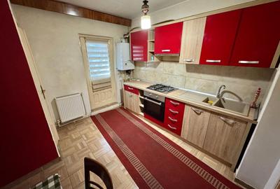 Centru, str. Arcu - Apartament 2 camere, spatios, decomandat, etaj 1 + boxa - 6