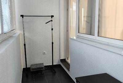 Apartament cu 3 camere decomandat în 9 Mai - 7