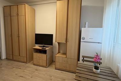 Garsonieră semidecomandată în Titan - 2