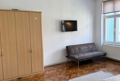 Apartament cu 2 camere semidecomandat, mobilat în Ultracentral - 3