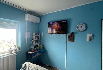 Apartament cu 3 camere în Micro 20 - 4