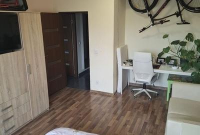 Garsonieră decomandată, mobilată în Păcii - 3