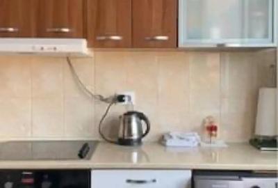 Apartament cu 3 camere semidecomandat în 1 Mai - 1