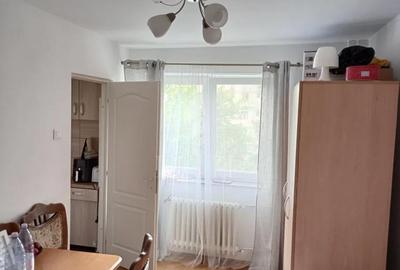 Apartament cu 2 camere semidecomandat, mobilat în Gheorgheni