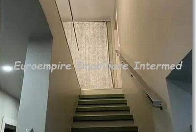 Casă cu 4 camere cu Teren 221 Mp în Sud