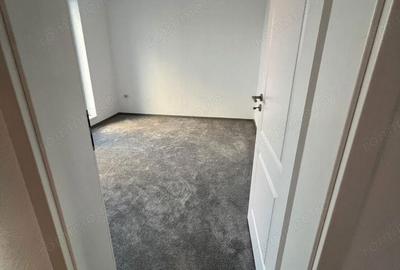 Casă cu 3 camere cu Teren 250 Mp în Central - 2