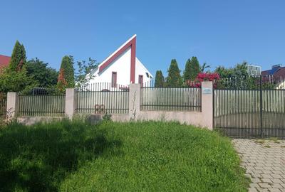 Casă cu 4 camere cu Teren 987 Mp în Central - 14