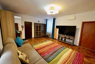 5 camere - Centru Vechi - Poarta Schei 24 (2 dormitoare, 2 livinguri) 3 bai terasa renovat - 2