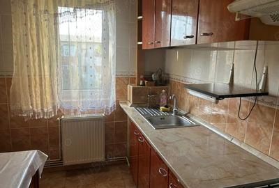 Inchiriez apartament 2 camere Micro 9, Targovi?te - 4