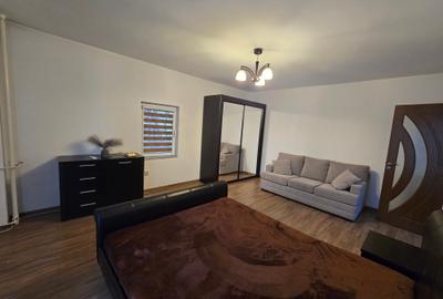 Garsonieră metrou Timpuri Noi, prima închiriere, mobilată și utilată - 1