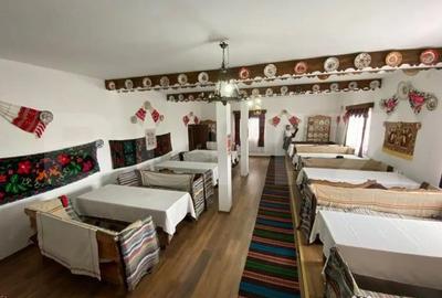 Casă cu 7 camere cu Teren 1800 Mp în Central - 14