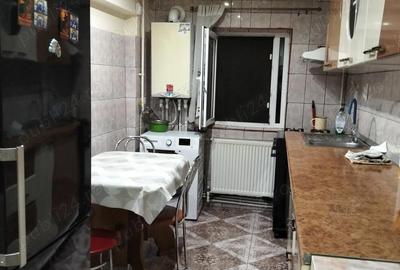 Apartament cu 2 camere decomandat în Central - 2