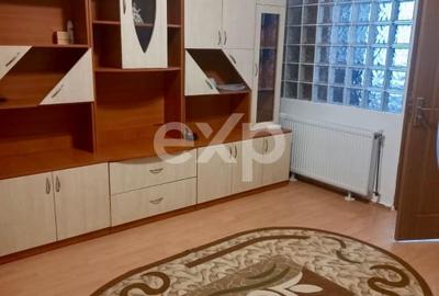 Garsonieră decomandată, mobilată în Aurel Vlaicu