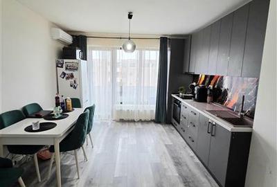 Apartament cu 3 camere decomandat, mobilat în Palazu Mare - 2