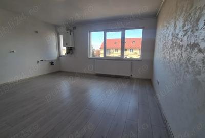 Apartament 4 camere de vanzare - 2