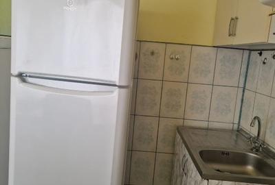 Garsonieră decomandată, mobilată în Pârneava - 7