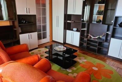 Apartament cu centrala proprie etaj 4 zona Lipovei