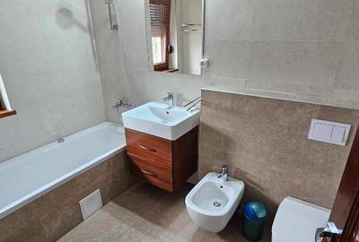 Casă cu 4 camere cu Teren 770 Mp în Iosia - 12