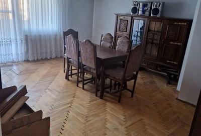 Apartament cu 3 camere în Central - 6