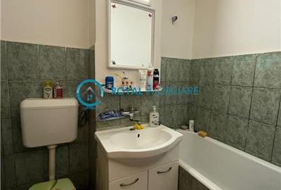 Apartament cu 2 camere nedecomandat, mobilat în Malu Roșu - 9
