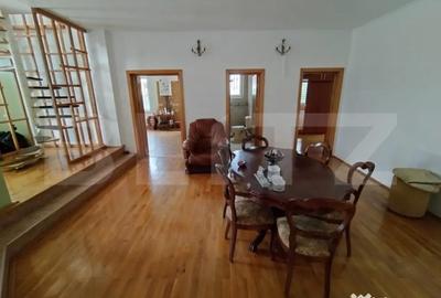 Casă cu 4 camere cu Teren 1500 Mp în Malu Mare - 16