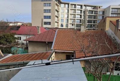 Spațiu comercial, de 30 mp, în Dacia - 1