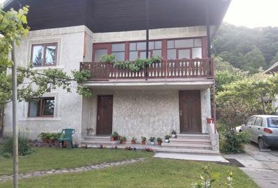 Casă cu 4 camere în Câmpulung Muscel - 8