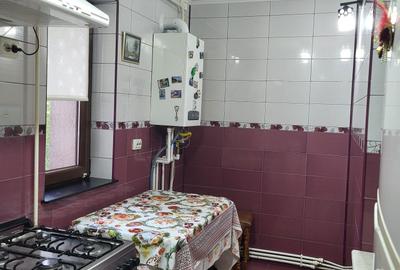 Apartament cu 3 camere semidecomandat în Central - 7