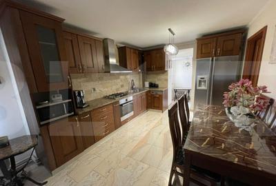 Apartament 3 camere, 130 mp, Calea Martirilor - 16