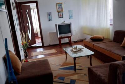 Vila 7 camere, 200 mp, zona Maneciu Pamanteni - 3