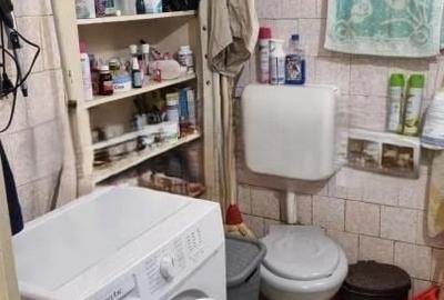 Casă de vânzare cu 4 camere în zona 14 Mai - 6