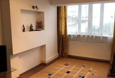 Apartament cu 3 camere în George Enescu - 1