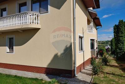 Casă individuală cu 6 camere cu Canalizare în Zvoriștea - 15