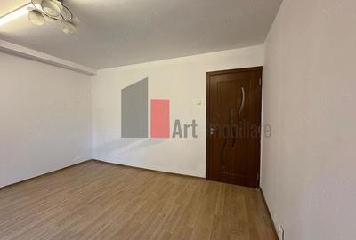 Apartament cu 2 camere decomandat în Sebastian - 4
