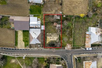 Casă cu Teren 300 Mp în Goruni - 1