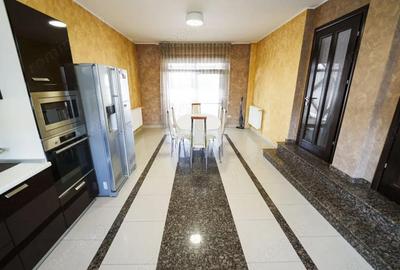 Casă cu Teren 875 Mp în Central - 11