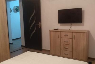 Apartament cu 2 camere decomandat în C5 - 6