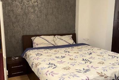 Apartament cu 2 camere semidecomandat în Tei