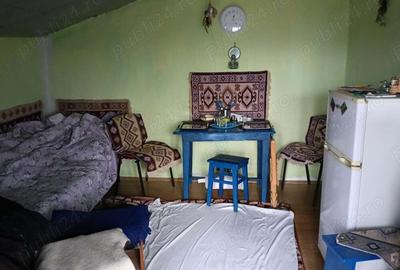 Casă cu 3 camere în Cochirleni