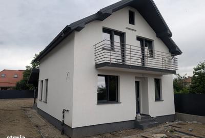 Casă cu 4 camere în Săucești - 13