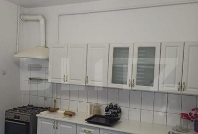 Doua Case + 2 Spa?ii Comerciale, 440 mp Utili pe Str. - 4