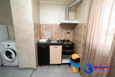 Apartament cu 2 camere decomandat în Vest - 2