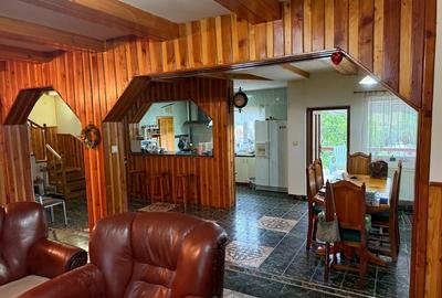 Casă cu 7 camere cu Teren 1300 Mp în Central - 7