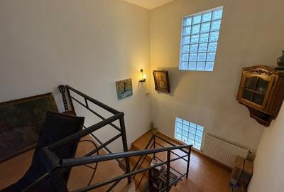 Casă individuală cu 5 camere cu Canalizare în Central - 4